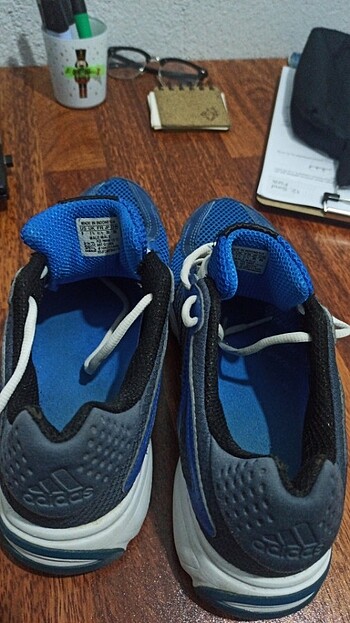 41 Beden mavi Renk Adidas orijinal ayakkabı