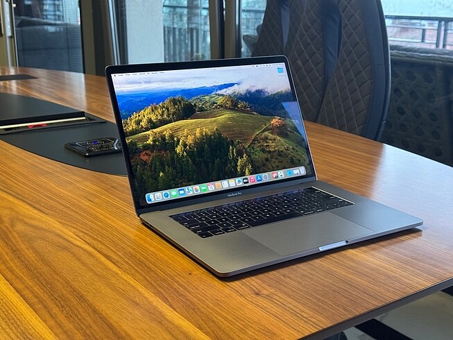 MacBook Pro touchbar