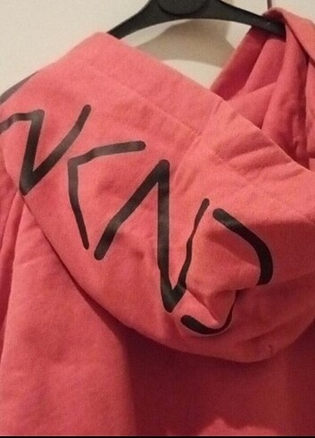 28 Beden Sweatshirt
