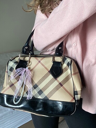 Burberry vintage coquette canta