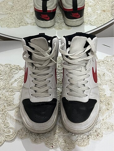 37,5 Beden Nike court