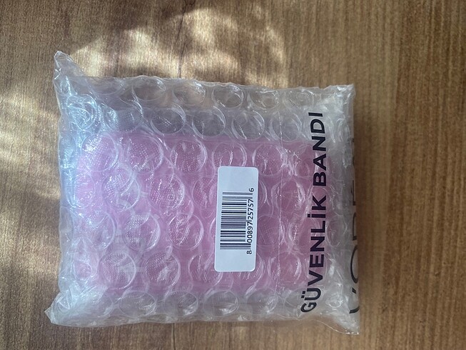 Beden Nyx buttermelt blush allık