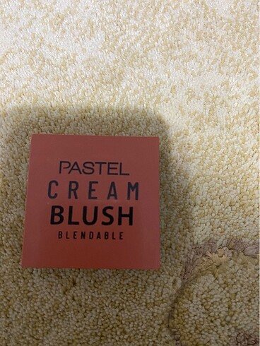 Pastel krem allık 46 numara