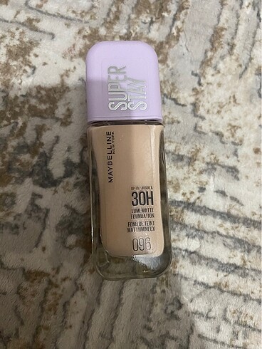 Maybelline super stay fondöten 96 numara