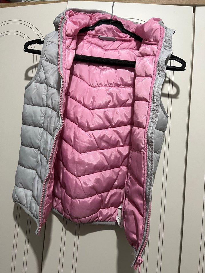 Kız Çocuk Gri Kapüşonlu Fermuarlı Yelek - Görsel 3