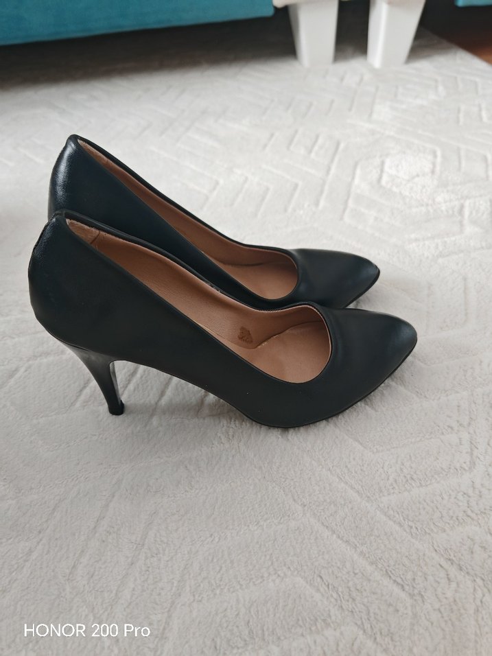 Siyah Modern Klasik Stiletto Topuklu Kadın Ayakkabı - Görsel 3