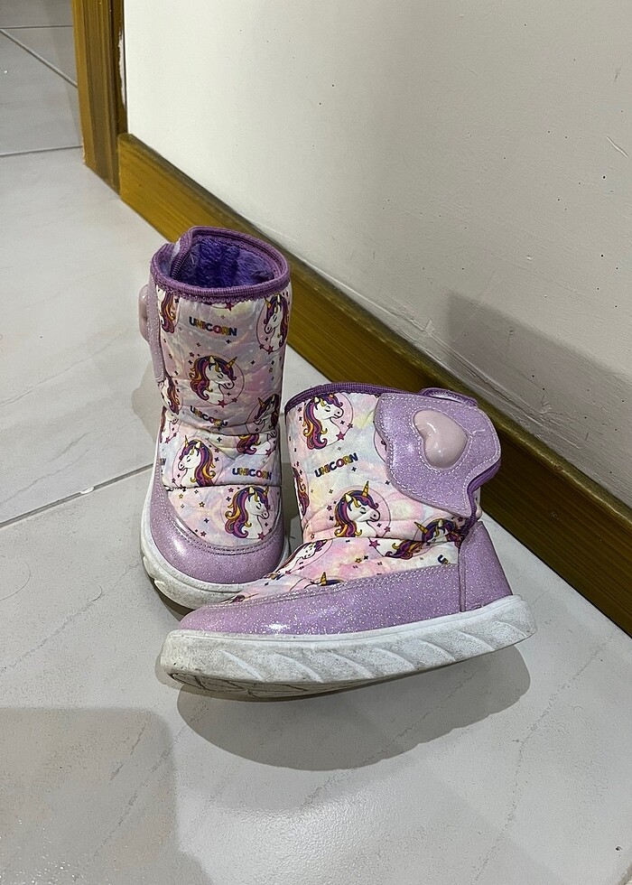 25 numara çocuk bot - Görsel 3