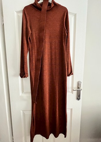 Kahverengi Ekose Desenli Parlak Perde - Görsel 2