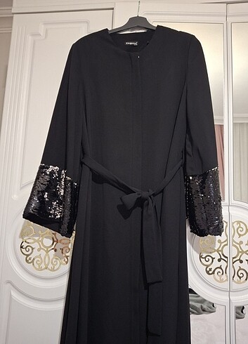 42 Beden Abaya
