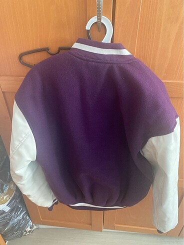 H&M H&M mont , çok temiz sıfır gibi 1-2 defa giyinmiş