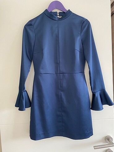 Zara sax mavi mini sırt dekolteli elbise