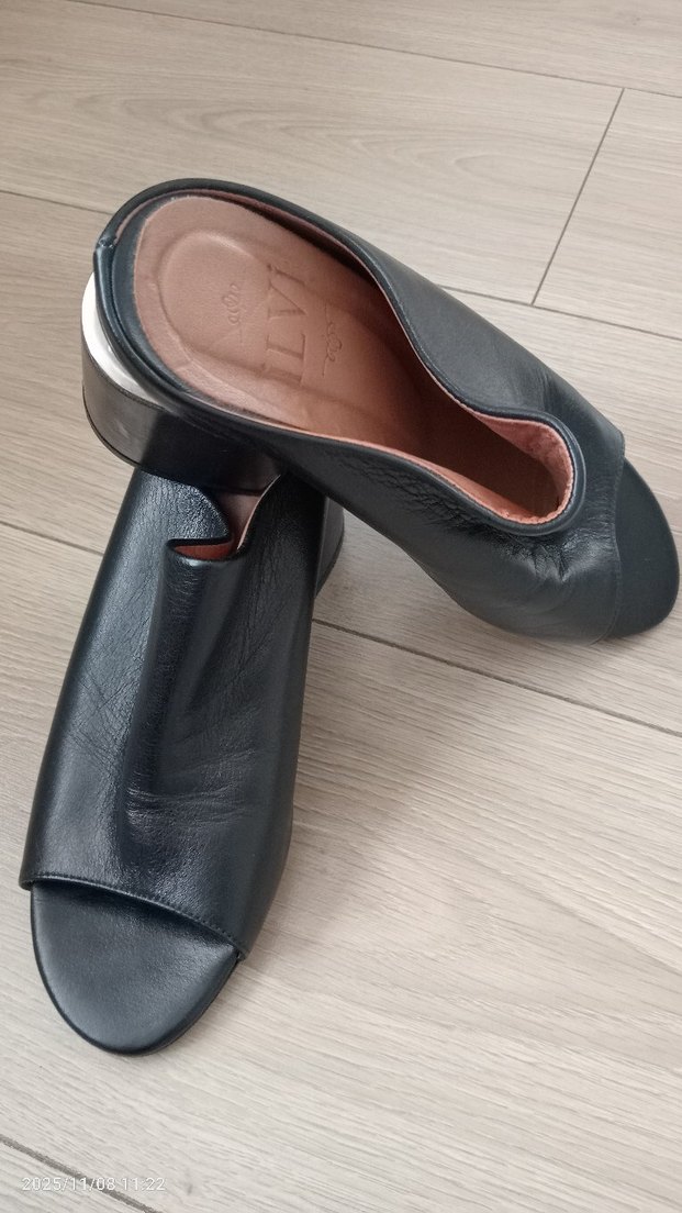 Siyah Topuklu Hakiki deri Kadın Sabo Ayakkabı - Görsel 3