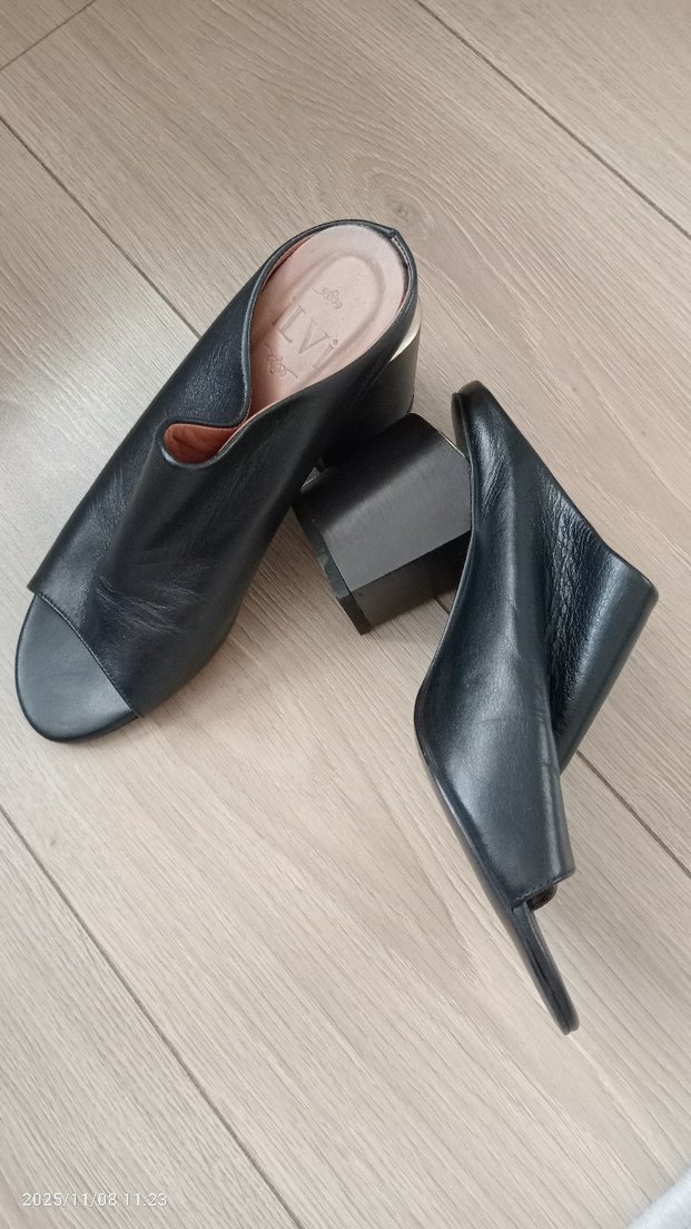 Siyah Topuklu Hakiki deri Kadın Sabo Ayakkabı - Görsel 2