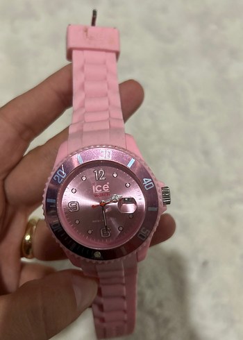 Swatch Pembe Kemerli Kadın Kol Saati