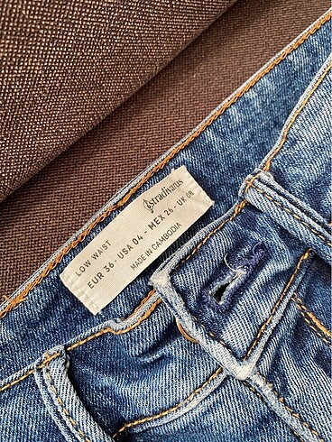 26 Beden mavi Renk Stradivarius Jeans / Kot Pantolon