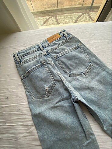 32 Beden Stradivarius jean