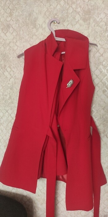 s Beden kırmızı Renk Kırmızı blazer takım pantolonla birlikte bir kere giyildi
