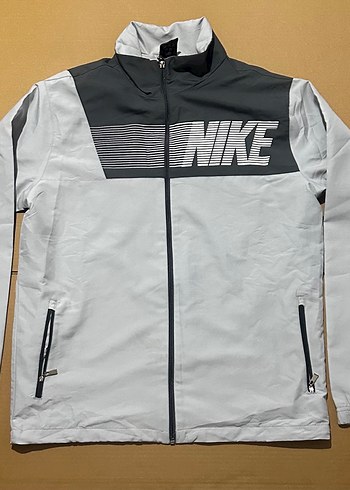 Nike m