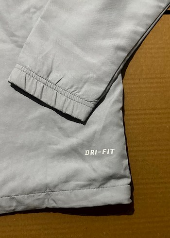 Nike Orijinal Fermuarlı Ceket - Görsel 5