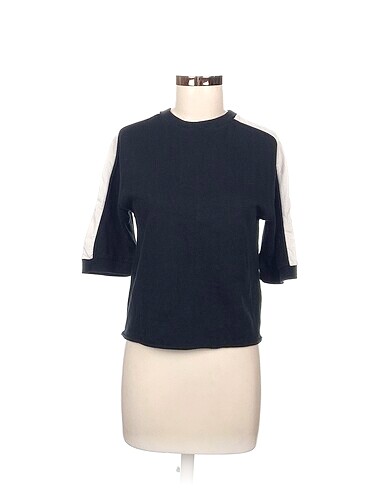 Bershka Sweatshirt %70 İndirimli.