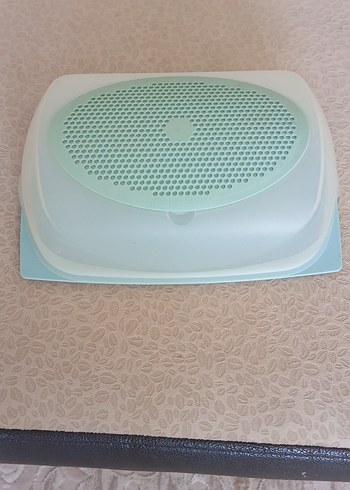 Tupperware peynir saklama kutusu