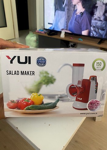 YUI Kırmızı Salata Hazırlayıcı 150 Watt