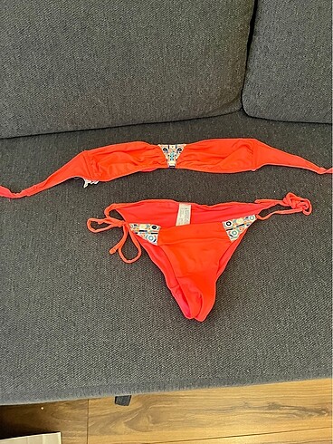 Oysho Nar Çiçeği Rengi Bikini