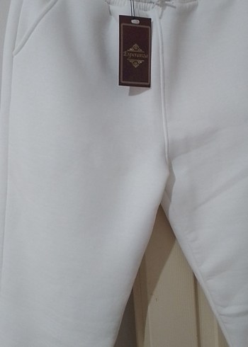 Beyaz eşofman - Görsel 2