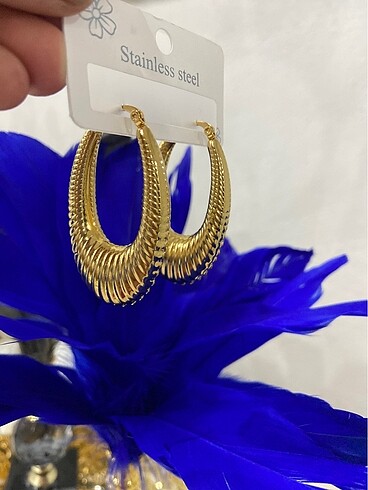 Gold küpe