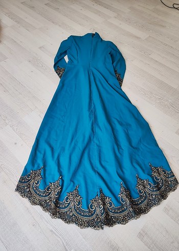 Nakış İşlemeli Uzun Turkuaz Elbise - Görsel 2
