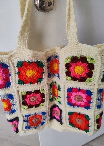 Çiçek Desenli Örgü Bohem Kadın Çantası - Görsel 2