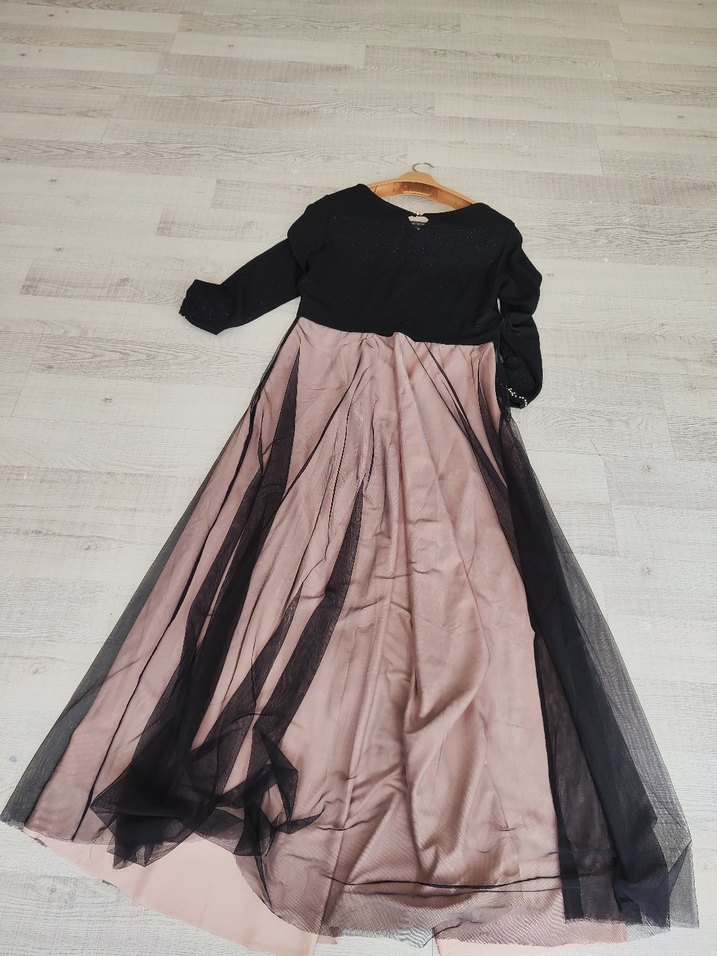 Uzun Kollu Siyah Bej Abiye Elbise - Görsel 2