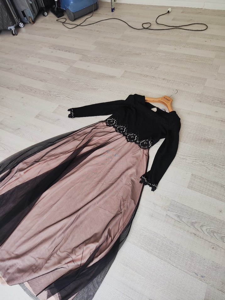 Uzun Kollu Siyah Bej Abiye Elbise - Görsel 5