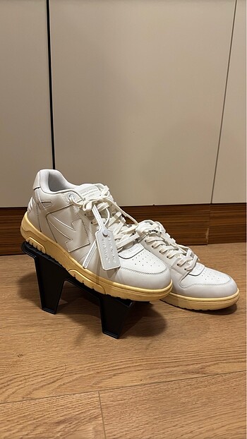 Off-white beyaz sneaker