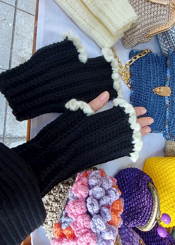 Bohem Beyaz Örgü Parmaksız Eldiven  siparis alinir - Görsel 2