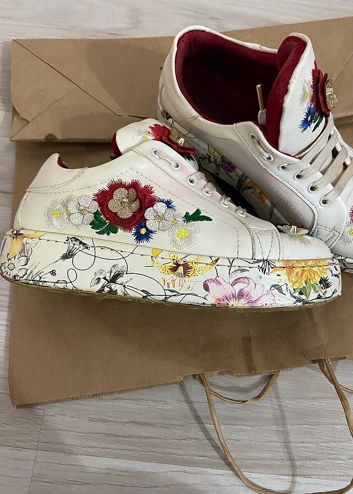 Ayakkabı - Görsel 2