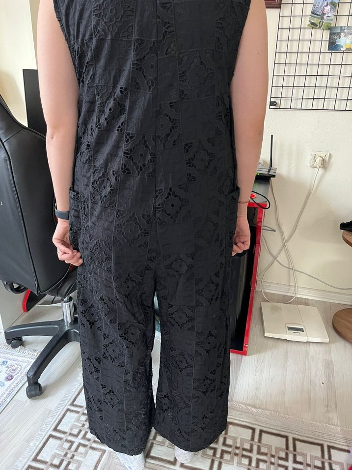 Siyah Dantel Detaylı Midi Tulum - Görsel 3