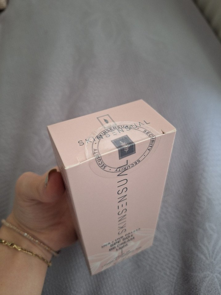 Açık Tonlu SPF50+ BB Krem Light - Görsel 2