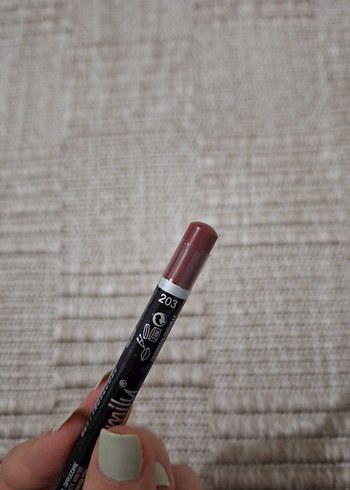 Emily Bej Renkli Dudak Kalemi 203 numara - Görsel 2