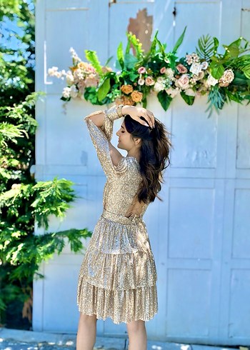 Gold pullu düğün elbisesi - Görsel 2