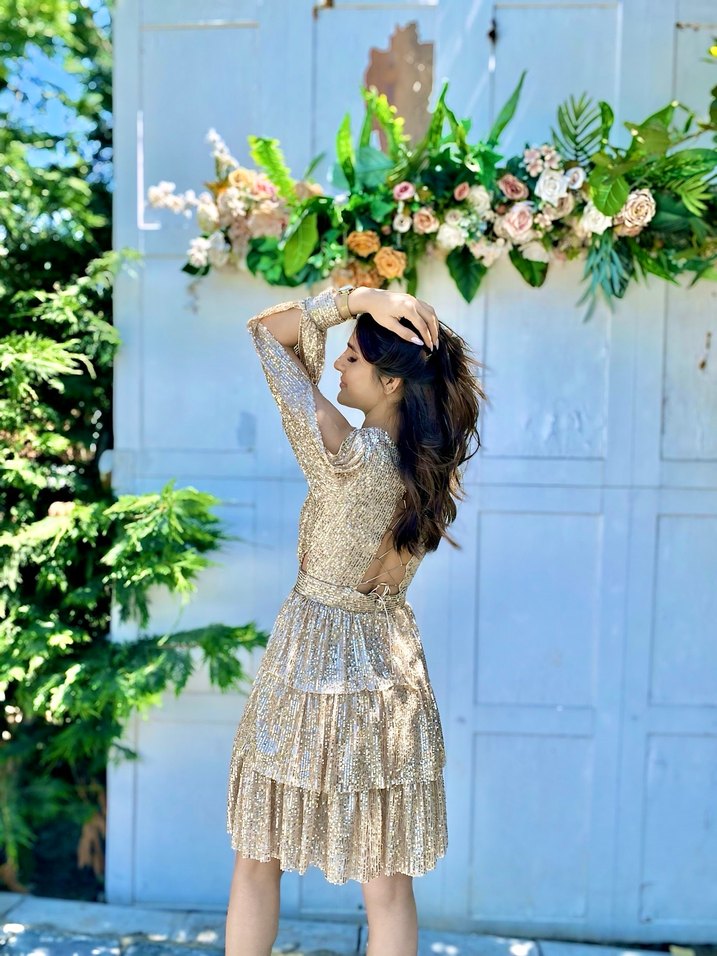 Gold pullu düğün elbisesi - Görsel 2