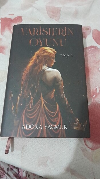 Wisteria Serisi 1 ve 2.kitap (ciltli) 
