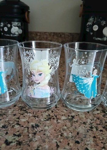 Elsa Temalı Cam Bardak Seti - Görsel 2