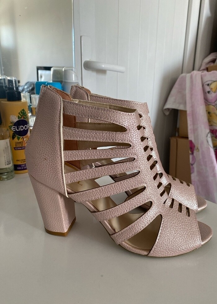 Ayakkabı - Görsel 2