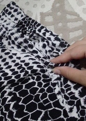 Beden siyah beyaz, Fırfırlı, Çağdaş Kadın etekli pantolon çok rahat