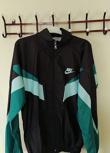 Nike Paraşüt kumaş ceket 