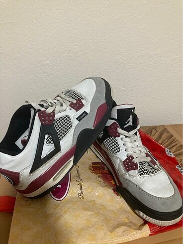 Jordan 4 x PSG