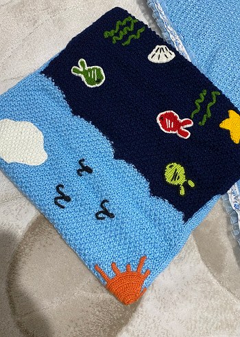 Nakışlı Mavi Örgü Çocuk Battaniyesi - Görsel 7