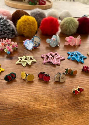 Saç Aksesuarları ve Küpeler - Görsel 5