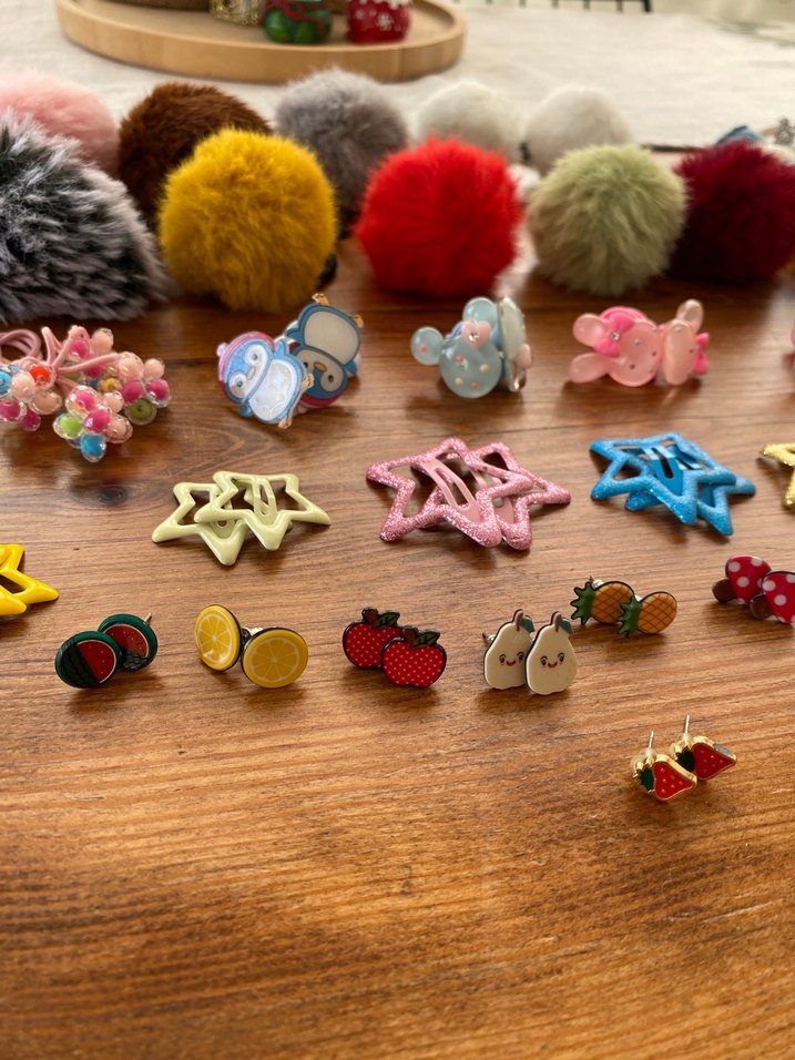 Saç Aksesuarları ve Küpeler - Görsel 5